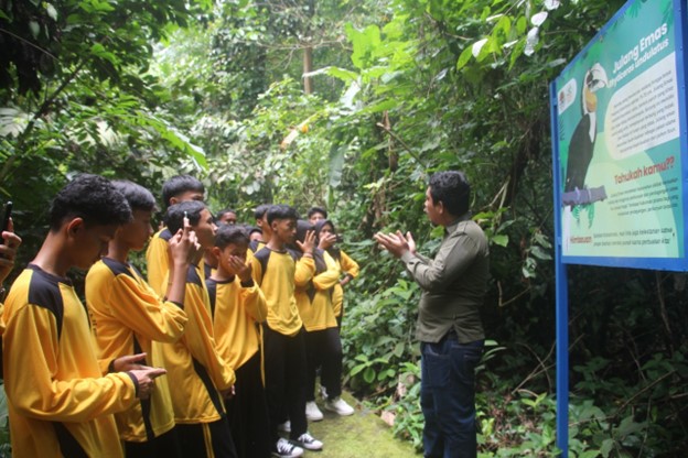 Mengenal TWA Sibolangit Bersama MAS Al-Asy’ariyah Medan Krio