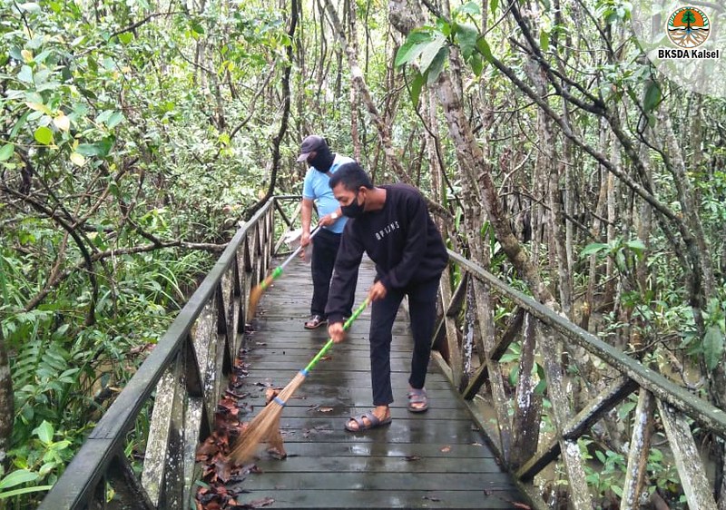 Aksi Bersih Twa Pulau Bakut Ditjen Konservasi Sumber Daya Alam Dan Ekosistem